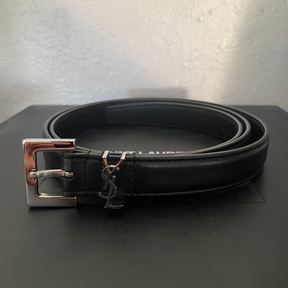 Saint Laurent Cintura Belt with Silver Buckle